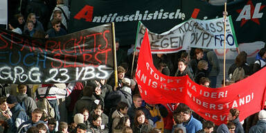 Anti Schwarz-blau Demo