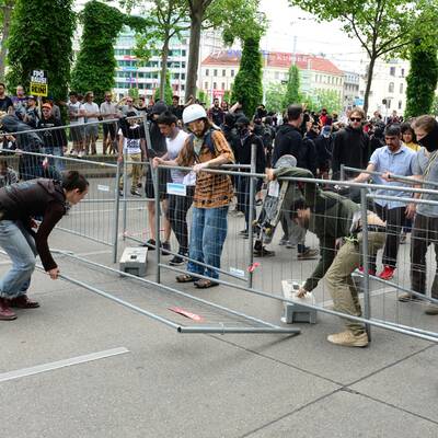 Krawalle bei Identitären-Demo in Wien