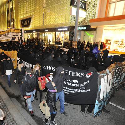 Demos vor dem Akademikerball
