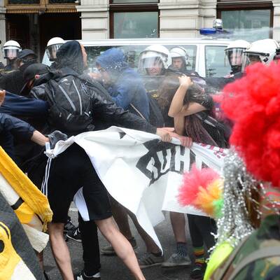 Krawalle bei Identitären-Demo in Wien