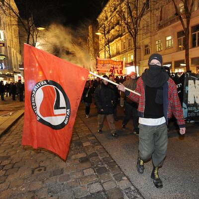 Demos vor dem Akademikerball