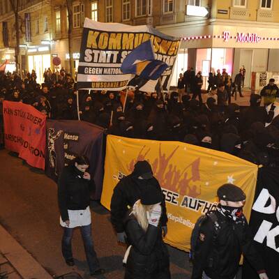 Demos vor dem Akademikerball