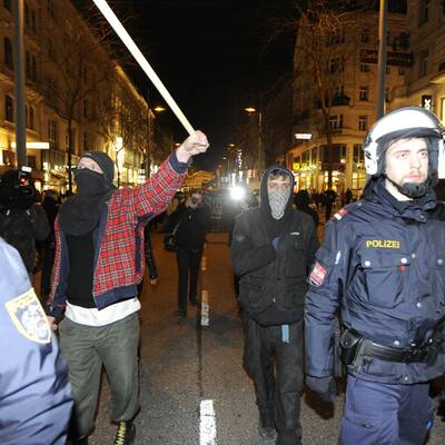 Demos vor dem Akademikerball