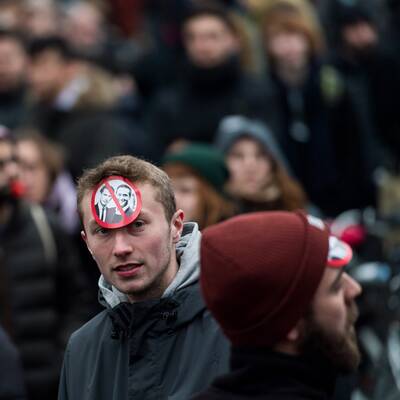 Mega-Demo gegen Schwarz-Blau