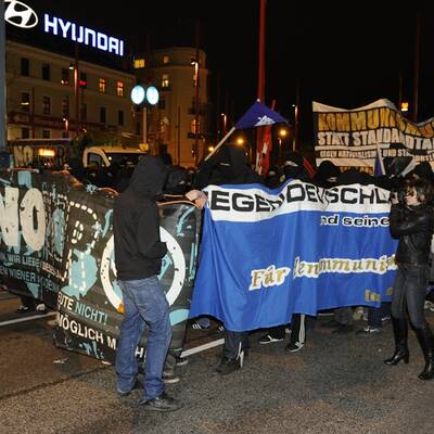 Demos vor dem Akademikerball