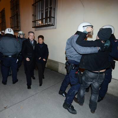 Demos vor dem Akademikerball