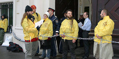 Erster Ministerrat mit Stehfoyer