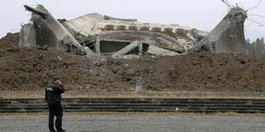 Sowjetdenkmal gesprengt - zwei Tote