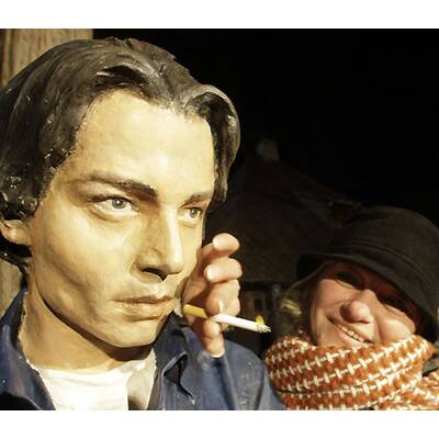 Johnny Depp enthüllt Statue von sich