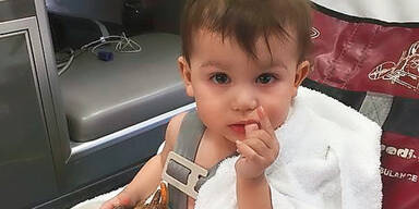 Baby aus Müll gerettet