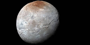 Neue Fotos von Plutomond geben R&auml;tsel auf