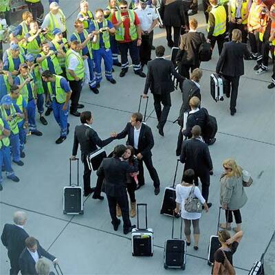 DFB-Helden in Frankfurt empfangen