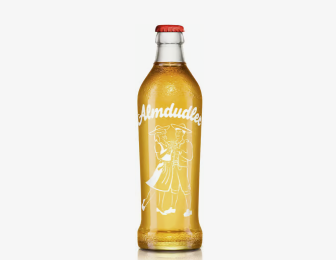 Almdudler-Flasche.