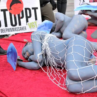 Nackt-Protest bei Eiseskälte