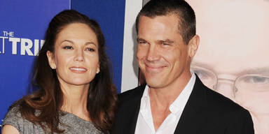 Diane Lane; Josh Brolin