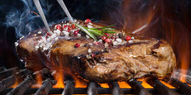 Restaurant mit Riesen-Smoker &ouml;ffnet im Prater seine Pforten