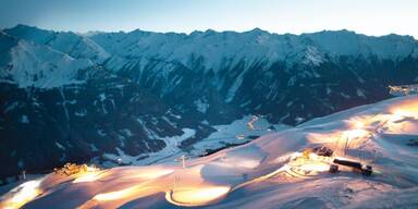 Die l&auml;ngste beleuchtete Rodelbahn