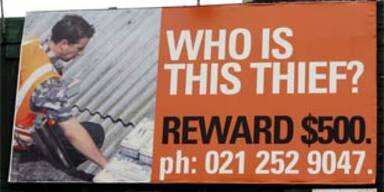 Dieb wird mit Foto auf Plakatwänden gejagt