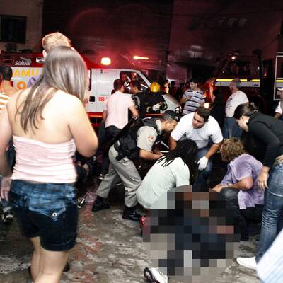 Mehr als 200 Tote: Feuer-Inferno in Disco