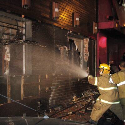 Mehr als 200 Tote: Feuer-Inferno in Disco
