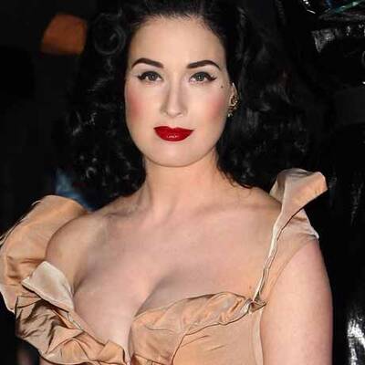 Dita & Pam supersexy bei Westwood-Show