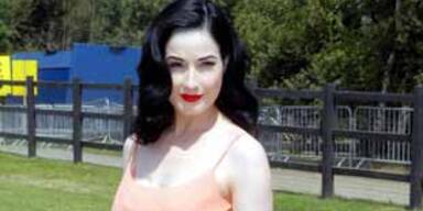 dita von teese polo