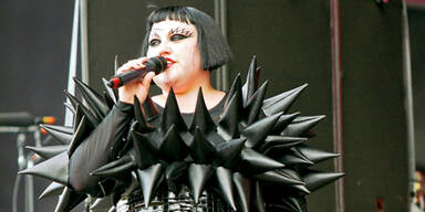 Beth Ditto, Frontfrau von "Gossip"