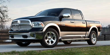 Einbrecher stahlen 1000-PS-Auto