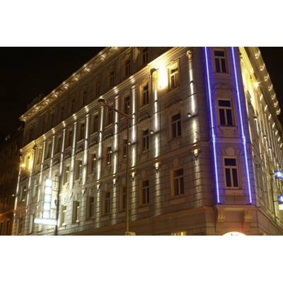 111 Jahre Hotel  Donauwalzer