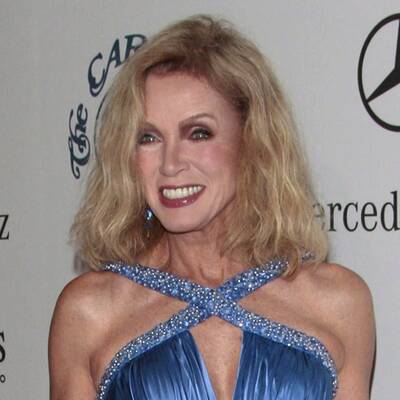 Plastikfrauen beim Carousel of Hope Ball