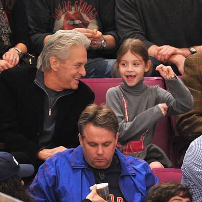 Michael Douglas mit Töchterchen