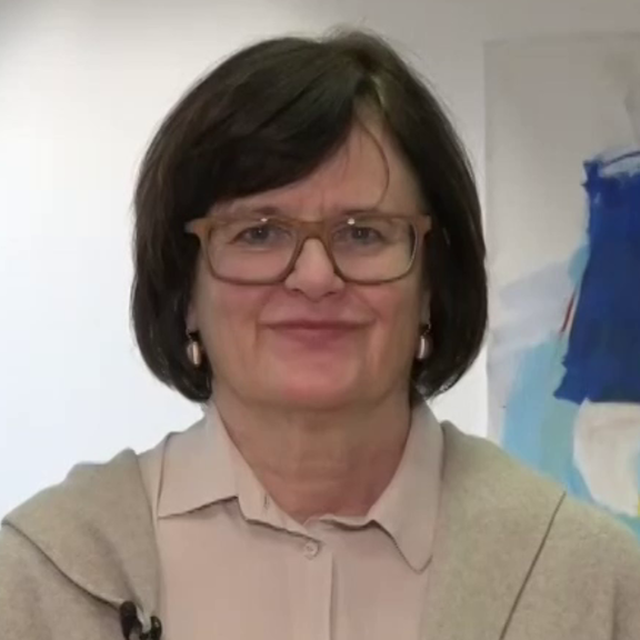 Arbeitslosigkeit steigt: Das Interview mit Petra Draxl