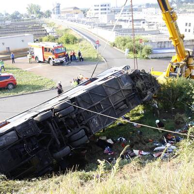Dresden: Tote bei Busunglück