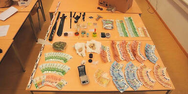 Polizei hob Drogen- und Waffenarsenal aus