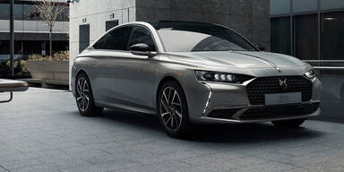 DS 9 greift A6, 5er und E-Klasse an