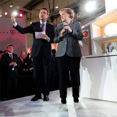 Merkel's CeBIT-Rundgang