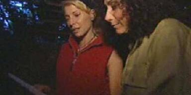 Mausi & Giulia im Knast