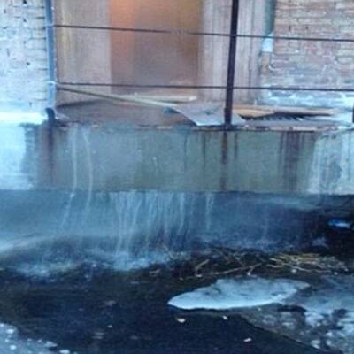 Russische Stadt zu Eisblock gefroren