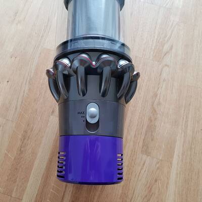 Dyson V10 cyclone