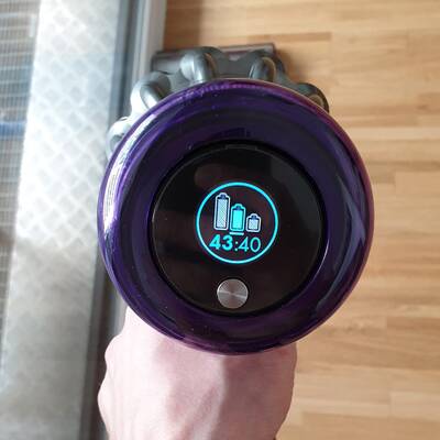 Dyson V11 absolute