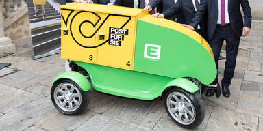 Autonomes E-Mobil stellt Pakete in Graz zu
