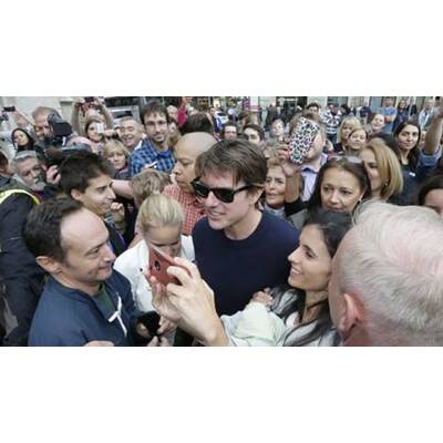 Der Superstar liebt das Bad in der Fanmenge