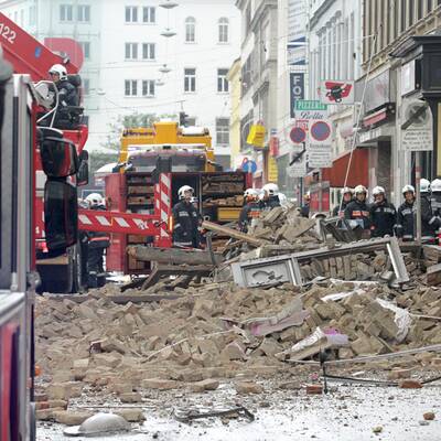 Wohnhaus in Wien nach Explosion eingestürzt