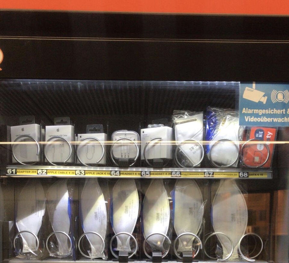 Jetzt gibt es Schutzmasken in Automaten