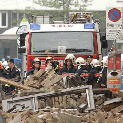 Wohnhaus in Wien nach Explosion eingestürzt
