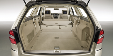 Mit dem E-Klasse T-Modell startet ein Riesenkombi