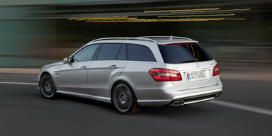 Mit dem E-Klasse T-Modell startet ein Riesenkombi