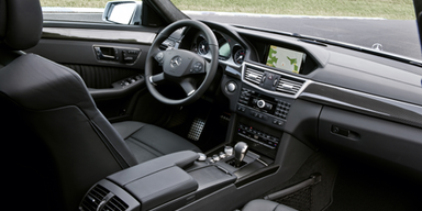 Mit dem E-Klasse T-Modell startet ein Riesenkombi