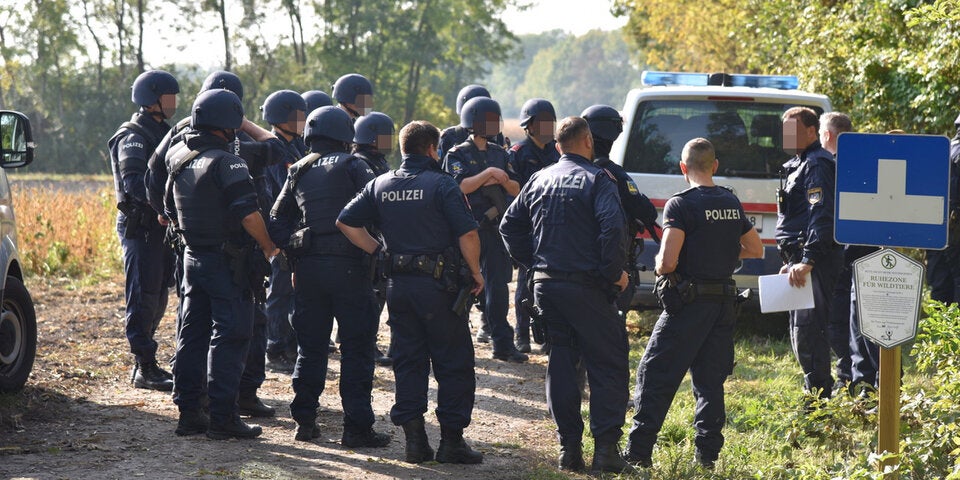 Nach Mord in Baden: Fahndung nach tatverdächtigem Polizisten