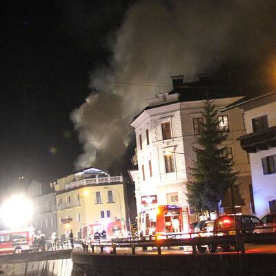 Wohnhaus in Flammen